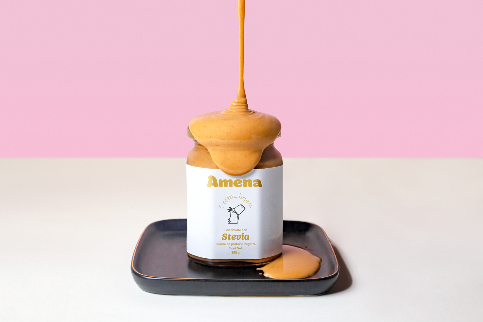 花生醬包裝設(shè)計(jì)如夢(mèng)般柔滑輕盈(圖1) 花生醬包裝設(shè)計(jì)如夢(mèng)般柔滑輕盈(圖1)