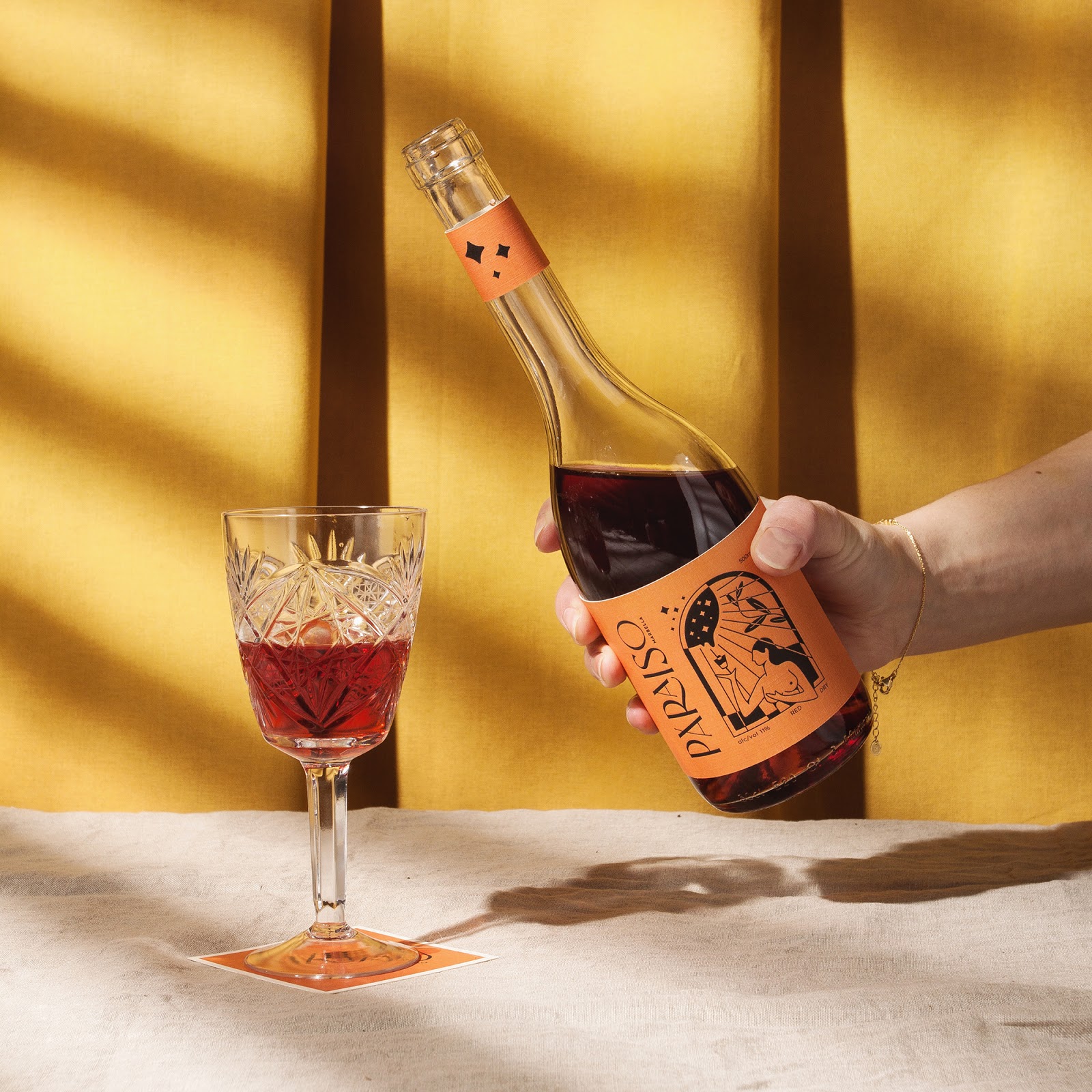 雞尾酒包裝設(shè)計(jì)欣賞(圖5) 雞尾酒包裝設(shè)計(jì)欣賞(圖5)