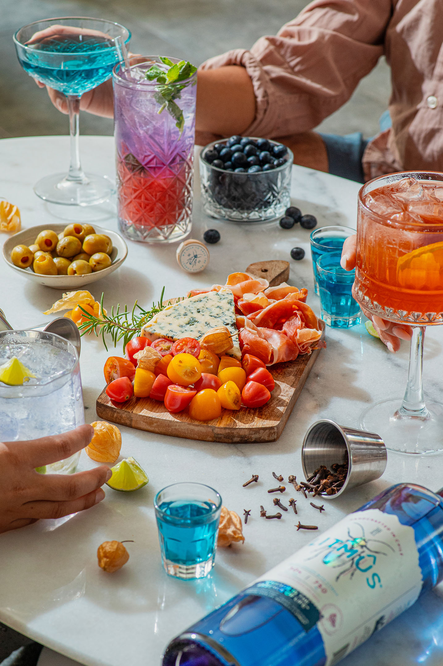 ?LITMUS?酒視覺包裝設(shè)計(圖4) ?LITMUS?酒視覺包裝設(shè)計(圖4)