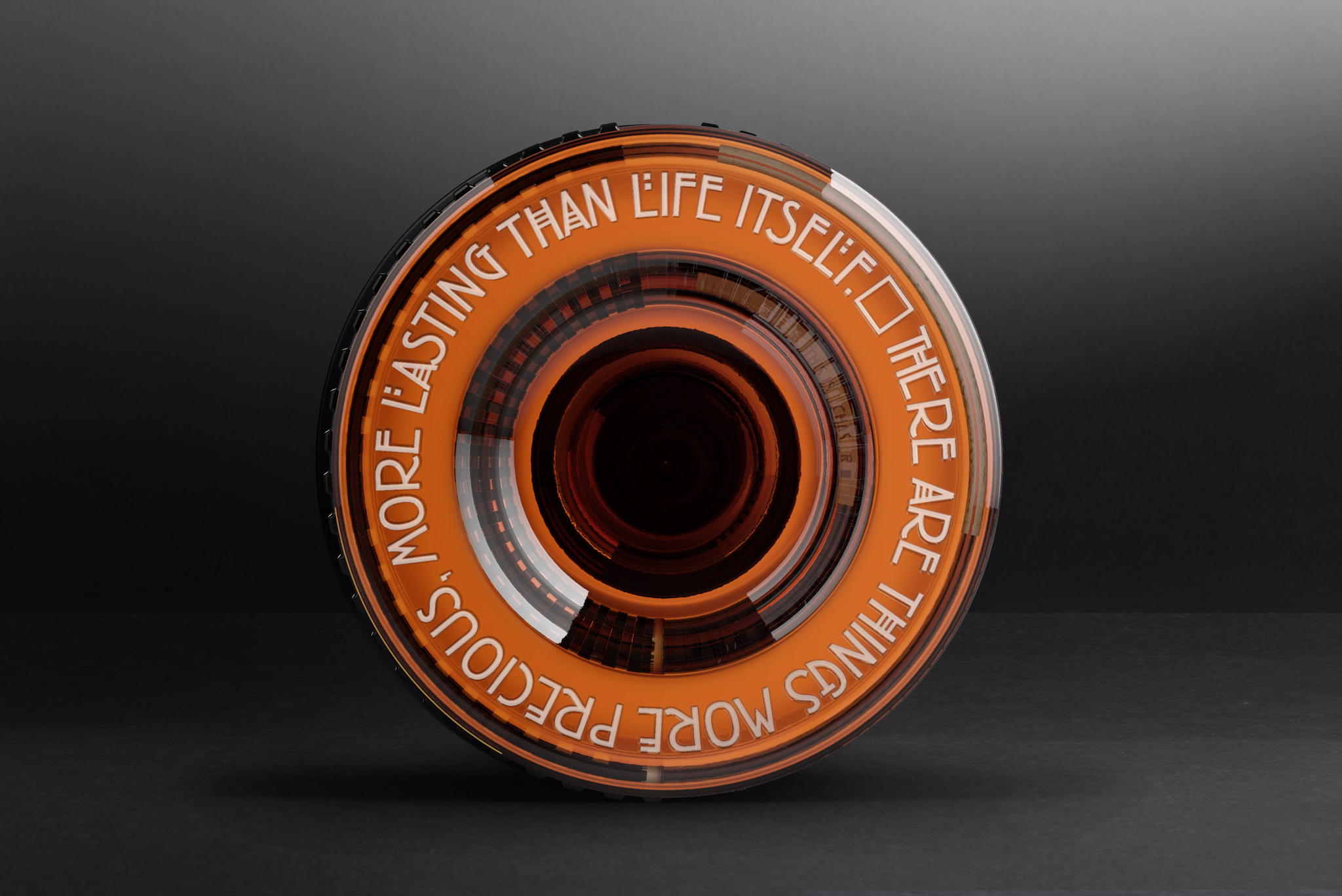 限量發(fā)行的麥芽威士忌包裝設(shè)計專注于可持續(xù)發(fā)展、奢華和創(chuàng)新(圖4)