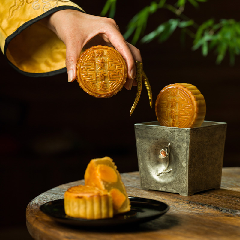 北京稻香村 印象北京廣式月餅 680g*5盒 禮盒裝包裝禮盒產品包裝創(chuàng)意設計欣賞(圖5)