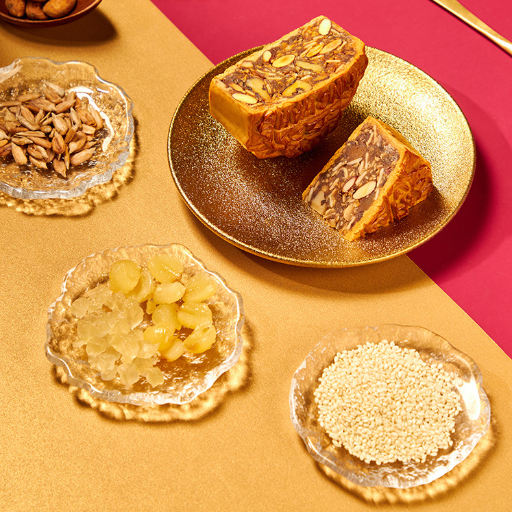 WING WAH 元朗榮華 純正五仁廣式月餅 740g 禮盒裝包裝禮盒產(chǎn)品包裝創(chuàng)意設(shè)計欣賞(圖4)