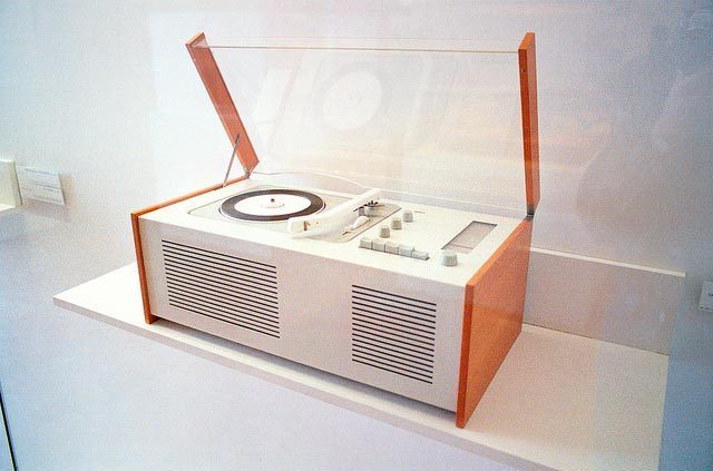 【博朗/BRAUN品牌故事】博朗/BRAUN品牌介紹品牌logo設(shè)計欣賞(圖3)