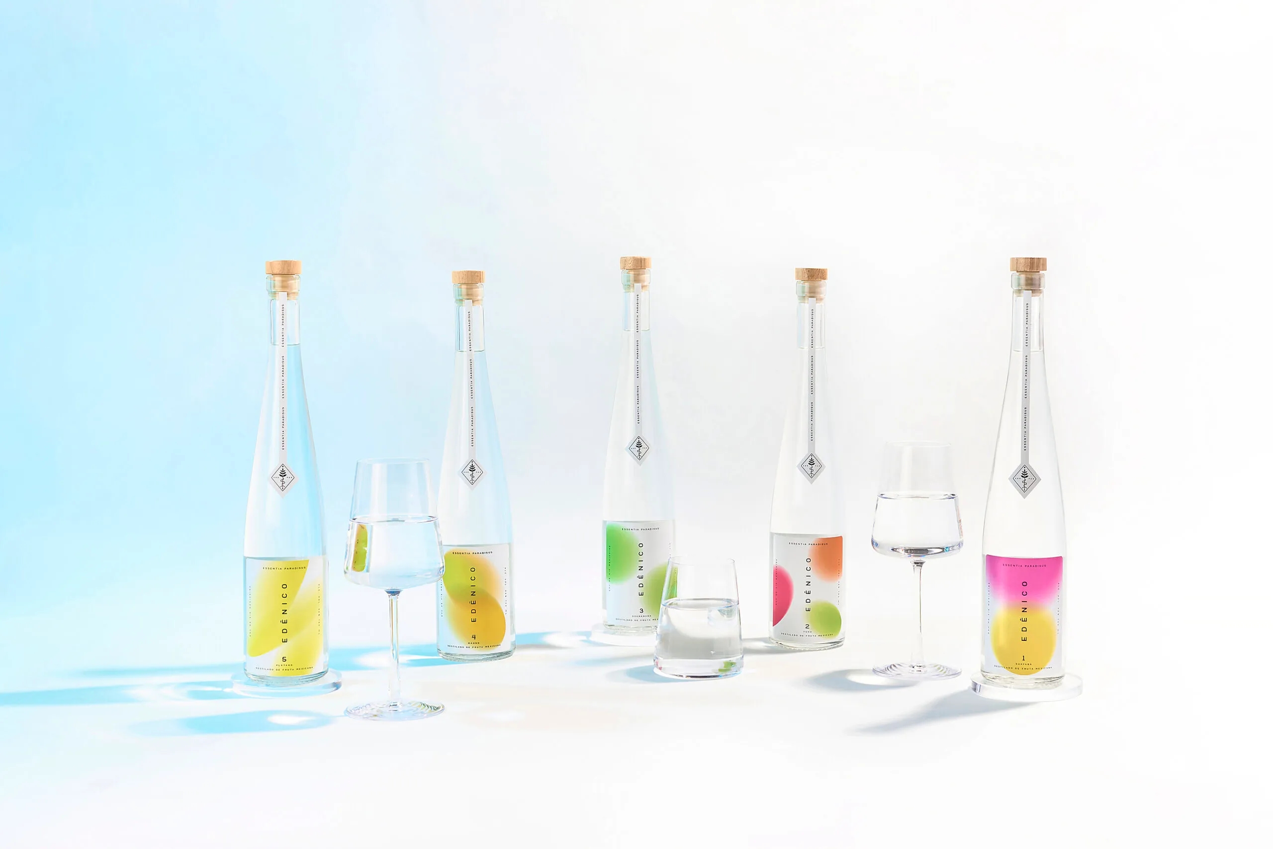 色彩明亮的開胃酒包裝設(shè)計欣賞(圖1)