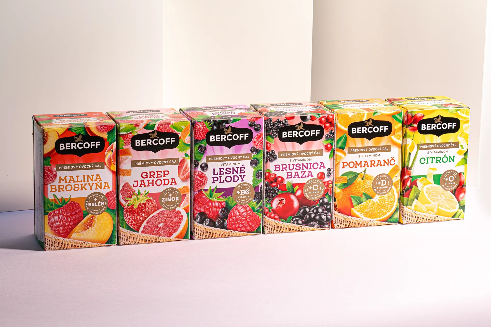 色彩鮮艷的果茶外包裝設(shè)計(jì)欣賞(圖1) 色彩鮮艷的果茶外包裝設(shè)計(jì)欣賞(圖1)