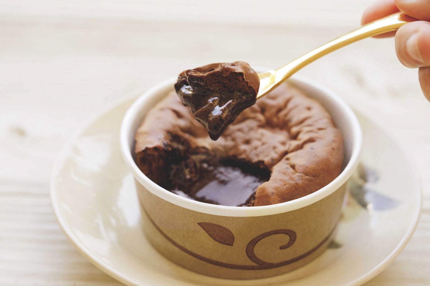 用勺子吃的新巧克力糖果(圖1) 用勺子吃的新巧克力糖果(圖1)