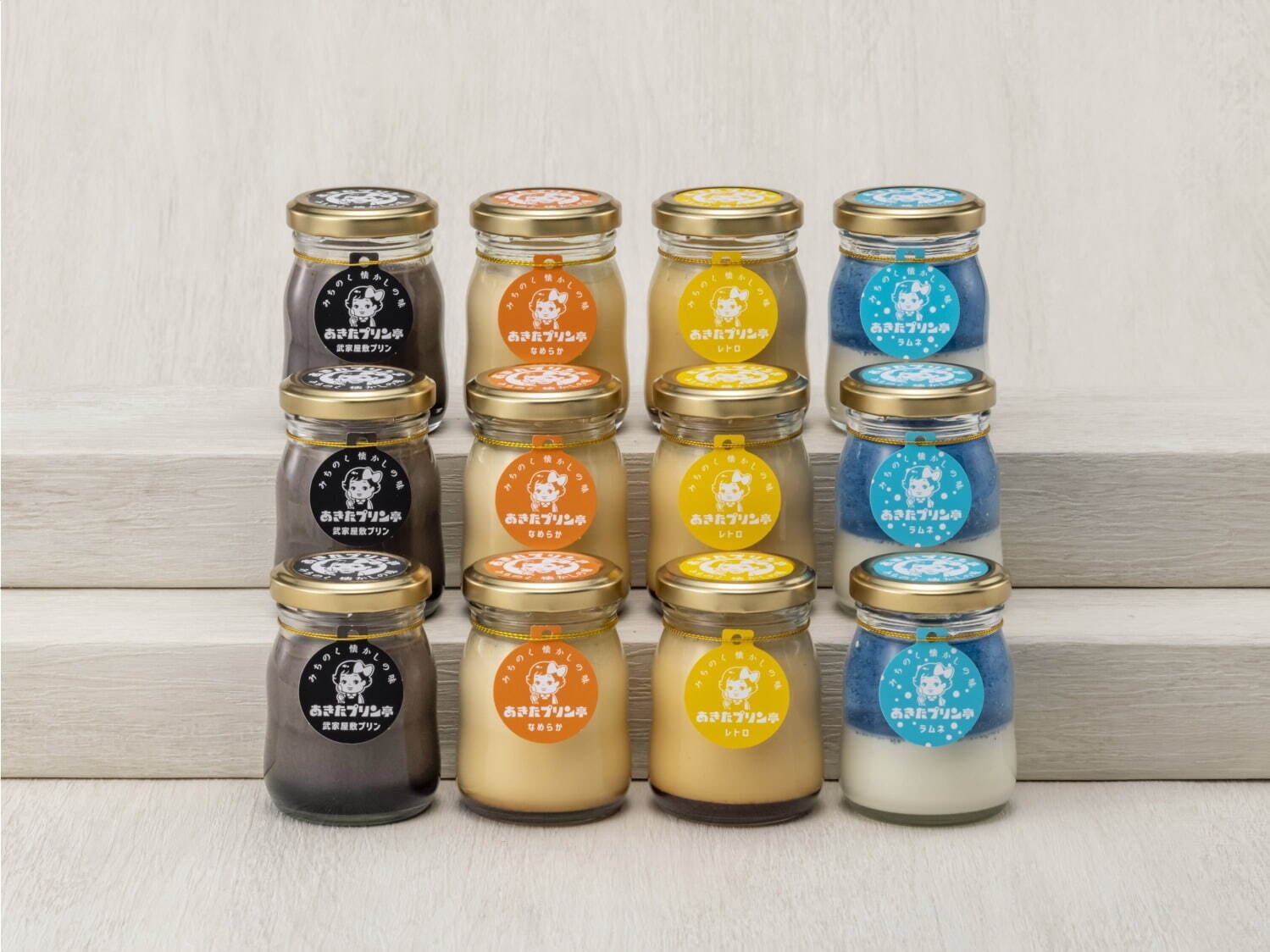 帶有閃閃發(fā)光的藍色果凍(圖3)