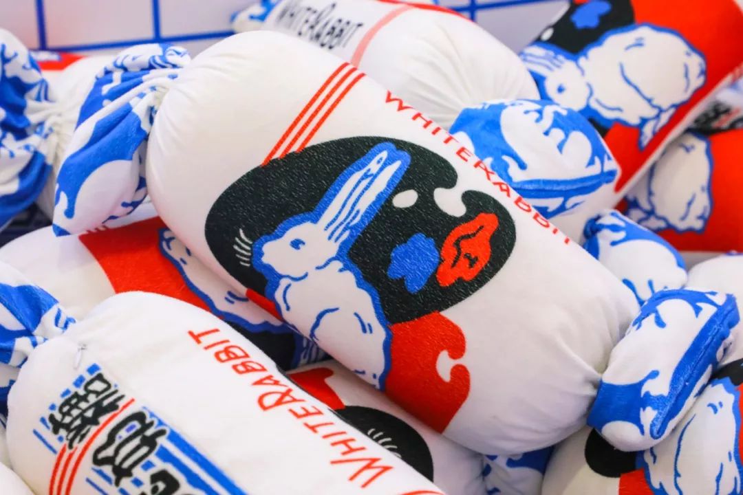 上海十大特產(chǎn)禮盒包裝設(shè)計(jì)參考(圖1) 上海十大特產(chǎn)禮盒包裝設(shè)計(jì)參考(圖1)