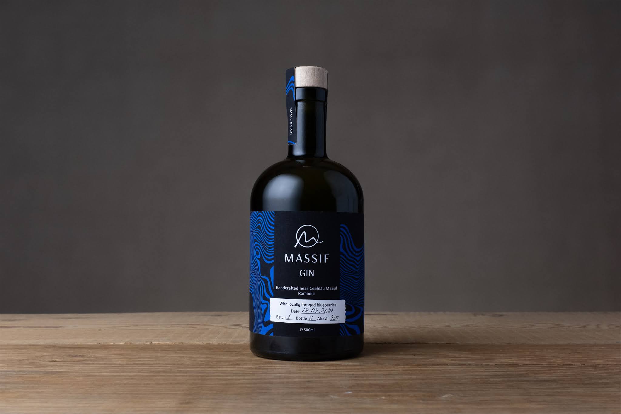 山脈樹的年輪概念的酒包裝設計(圖16) 山脈樹的年輪概念的酒包裝設計(圖16)