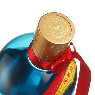 創(chuàng)意酒包裝設(shè)計(jì)洋河大曲酒新天藍(lán)濃香型白酒瓶整箱裝產(chǎn)品包裝設(shè)計(jì)欣賞(圖5) 創(chuàng)意酒包裝設(shè)計(jì)洋河大曲酒新天藍(lán)濃香型白酒瓶整箱裝產(chǎn)品包裝設(shè)計(jì)欣賞(圖5)