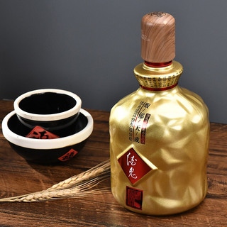 創(chuàng)意酒包裝設(shè)計馥郁天成馥郁香型白酒單瓶裝產(chǎn)品包裝設(shè)計欣賞(圖4) 創(chuàng)意酒包裝設(shè)計馥郁天成馥郁香型白酒單瓶裝產(chǎn)品包裝設(shè)計欣賞(圖4)