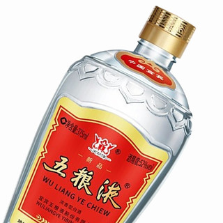 創(chuàng)意酒包裝設(shè)計(jì)五糧液交杯牌濃香型白酒單瓶裝產(chǎn)品包裝設(shè)計(jì)欣賞(圖5) 創(chuàng)意酒包裝設(shè)計(jì)五糧液交杯牌濃香型白酒單瓶裝產(chǎn)品包裝設(shè)計(jì)欣賞(圖5)