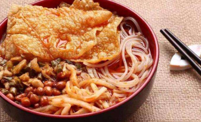 柳廚螺螄粉 柳廚螺螄粉品牌logo與食品包裝設(shè)計(jì)欣賞(圖3)