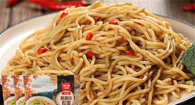 伊田面館品牌logo與食品包裝設(shè)計欣賞(圖4)