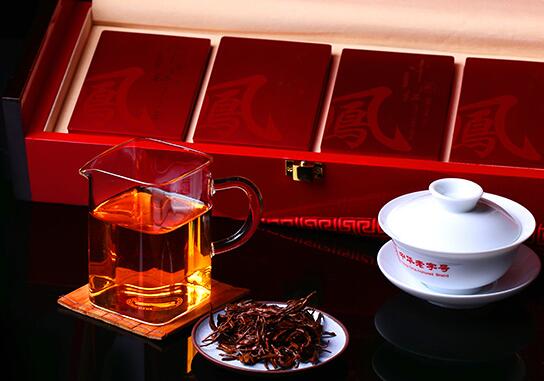 鳳牌食品包裝設(shè)計欣賞(圖2)